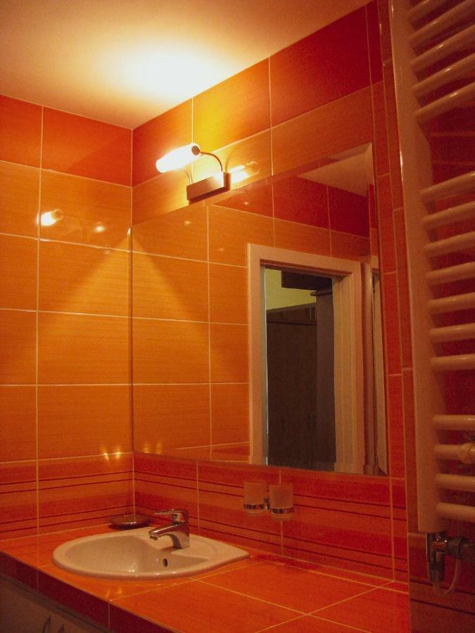 Spa Apartment Raisova Karlovy Vary Kültér fotó